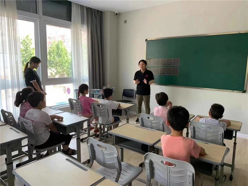 開業(yè)招生團(tuán)隊(duì)課堂展示